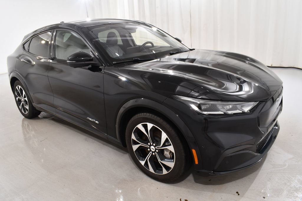 Used 2023 Ford Mustang Mach-E Premium AWD/4WD image 5