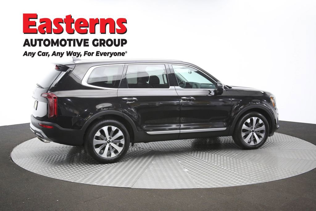 Used 2022 Kia Telluride S AWD/4WD image 45
