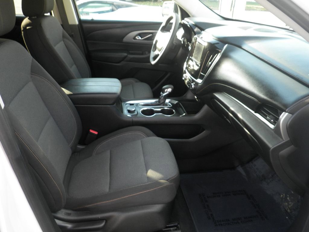 Used 2021 Chevrolet Traverse LS w/ LPO, Cargo Package image 30