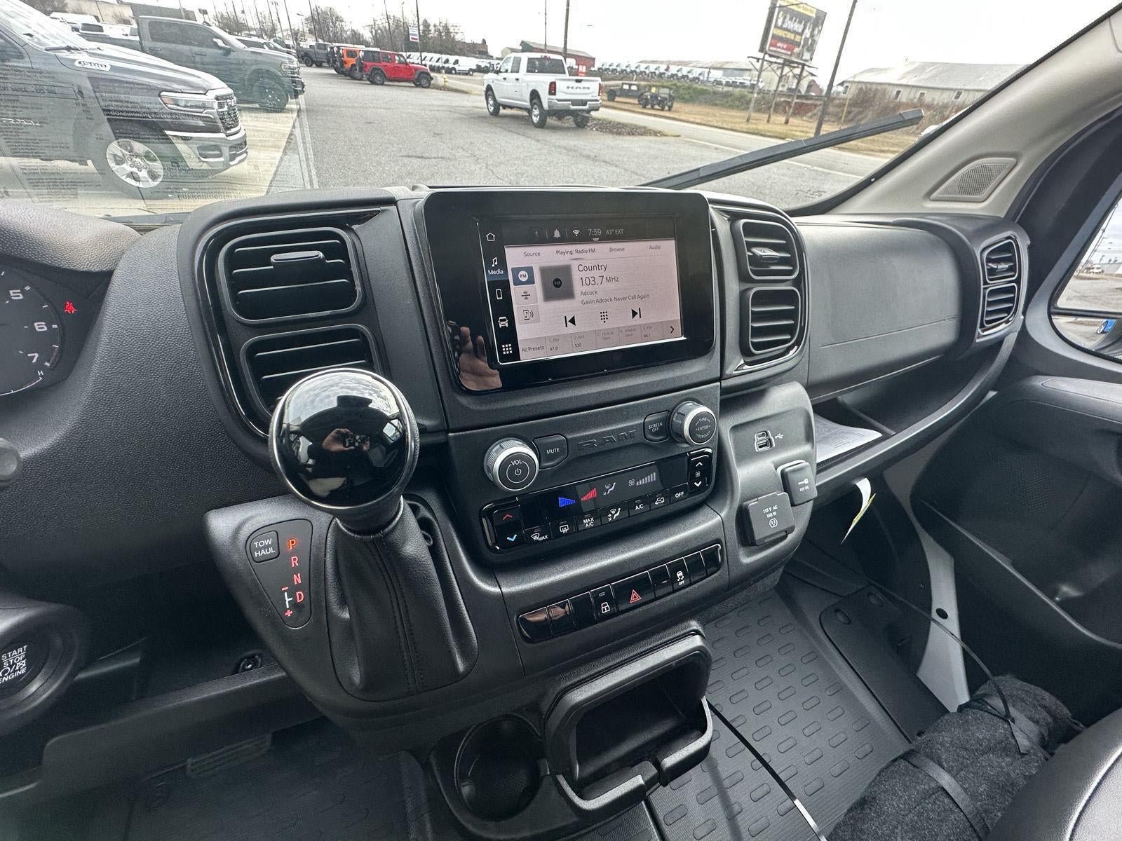 New 2026 RAM ProMaster 1500 w/ Convenience Group FWD image 14