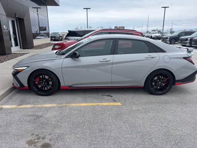 Certified 2025 Hyundai Elantra N Base image 4