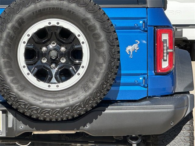 Used 2022 Ford Bronco Badlands image 5