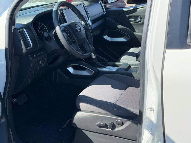Certified 2025 Nissan Frontier SV w/ SV Convenience Package RWD image 11