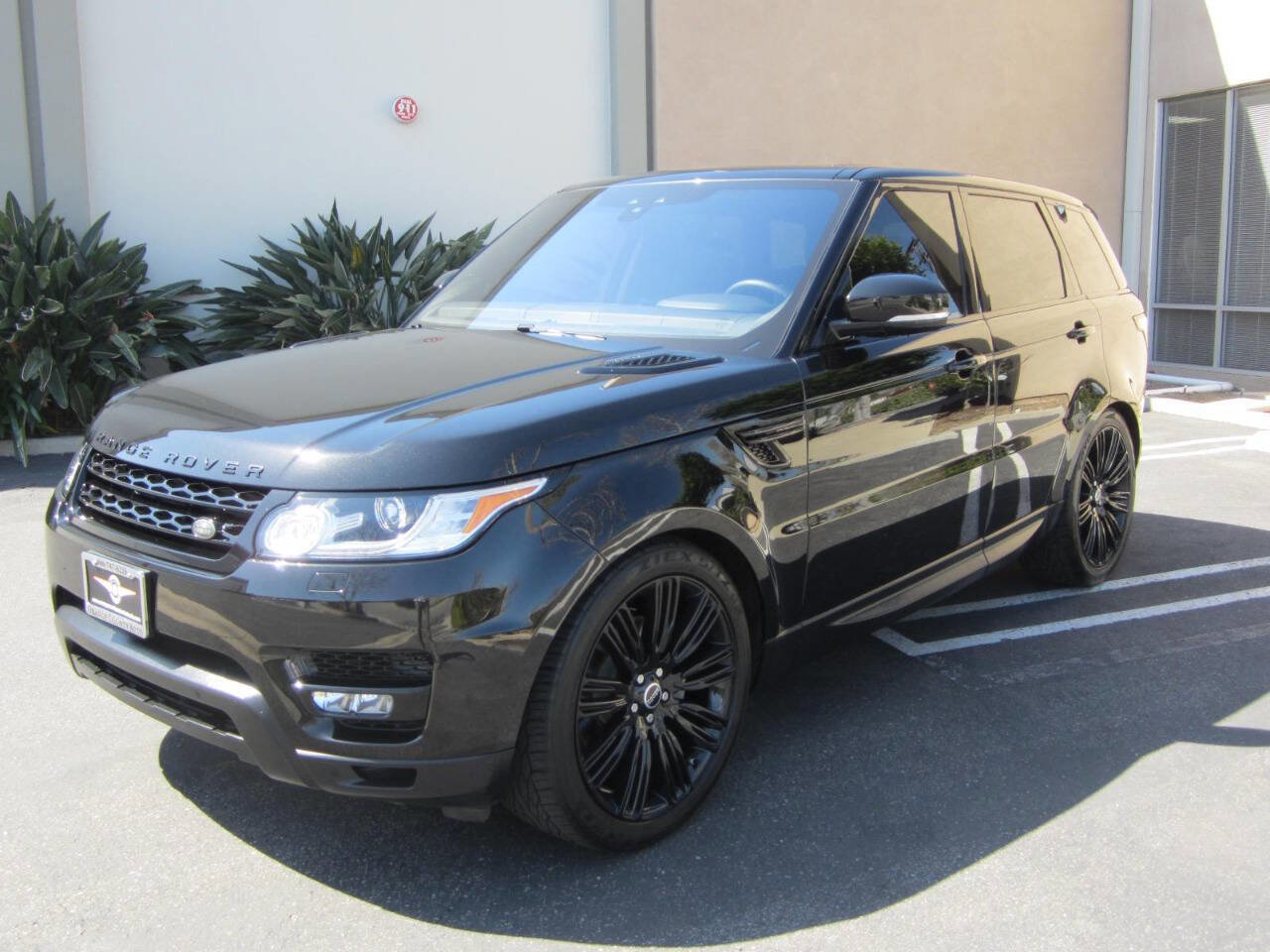Used 2017 Land Rover Range Rover Sport HSE AWD/4WD image 7