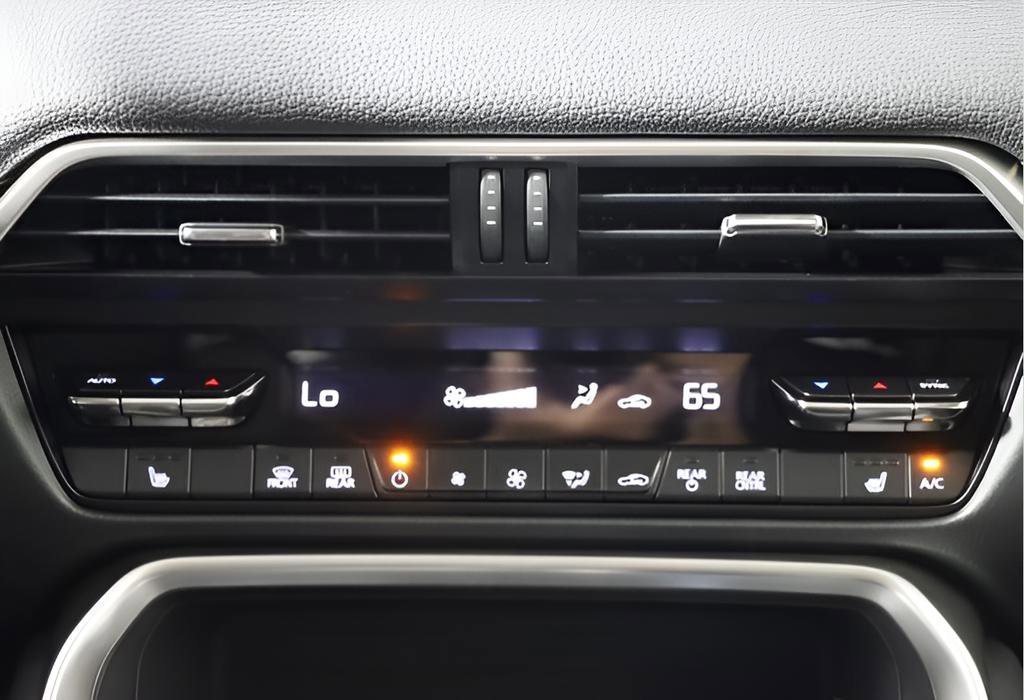 New 2025 MAZDA CX-70 3.3 Turbo w/ Premium Package AWD/4WD image 28