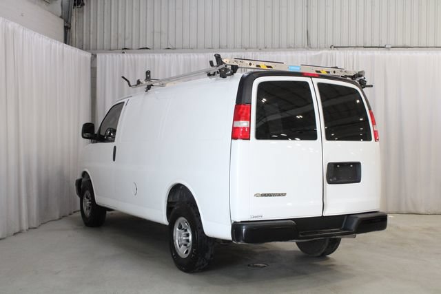Used 2022 Chevrolet Express 2500 w/ Driver Convenience Package RWD image 21