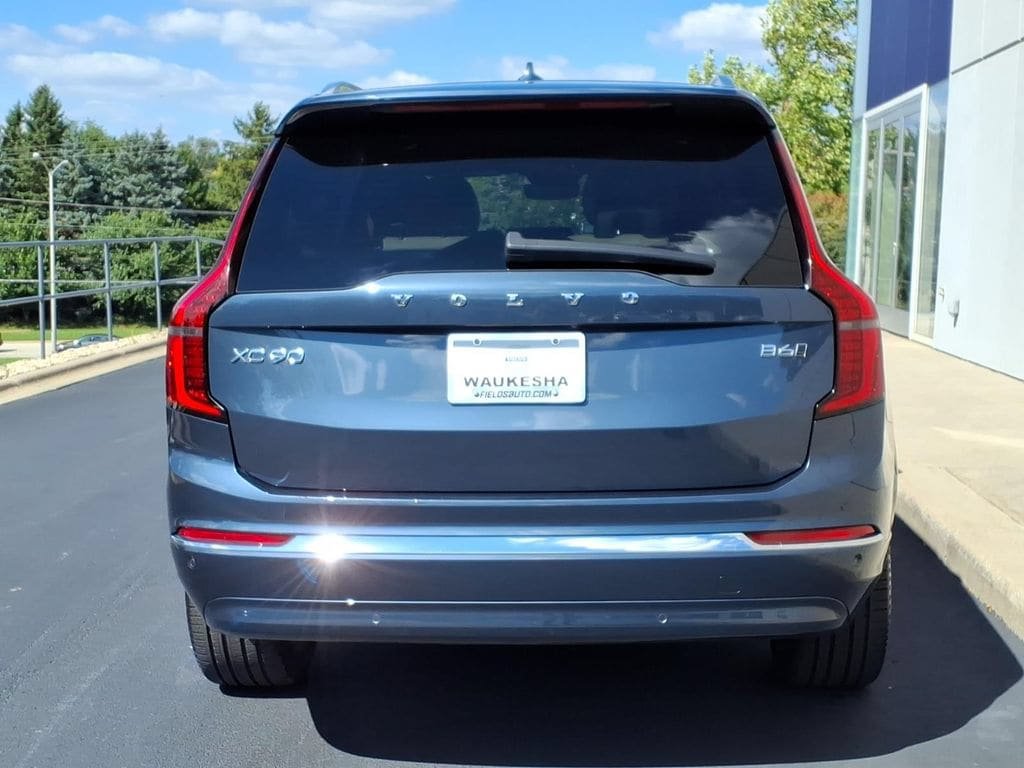 Certified 2026 Volvo XC90 B6 Plus AWD/4WD image 4