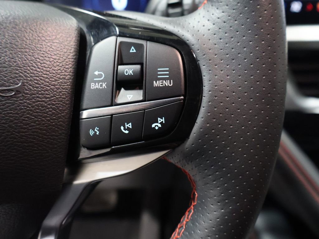 Used 2025 Ford Explorer ST-Line w/ ST-Line Street Pack image 38