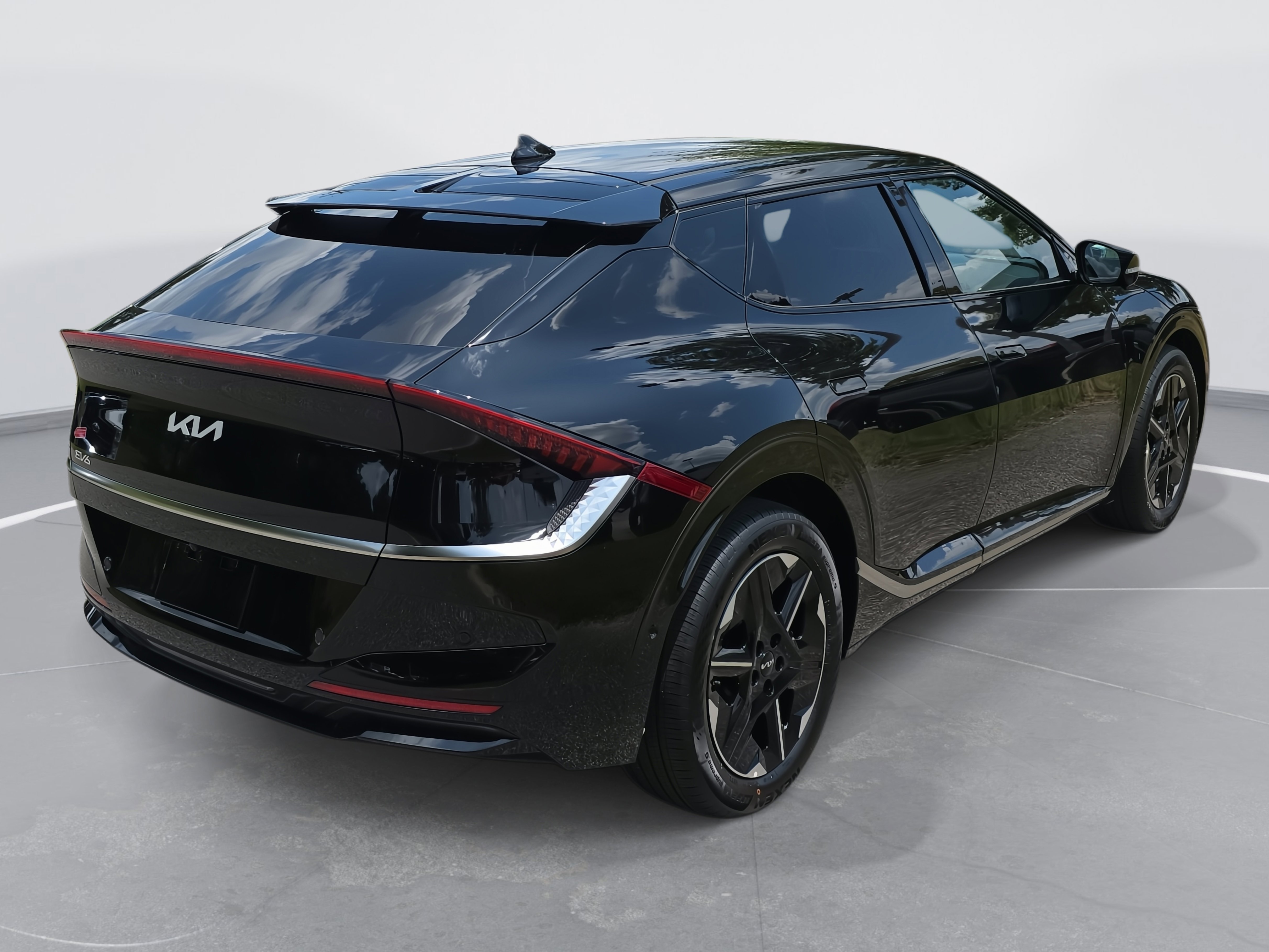 New 2025 Kia EV6 Wind image 5