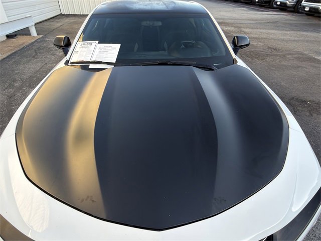 Used 2019 Chevrolet Camaro LT w/ RS Package image 10