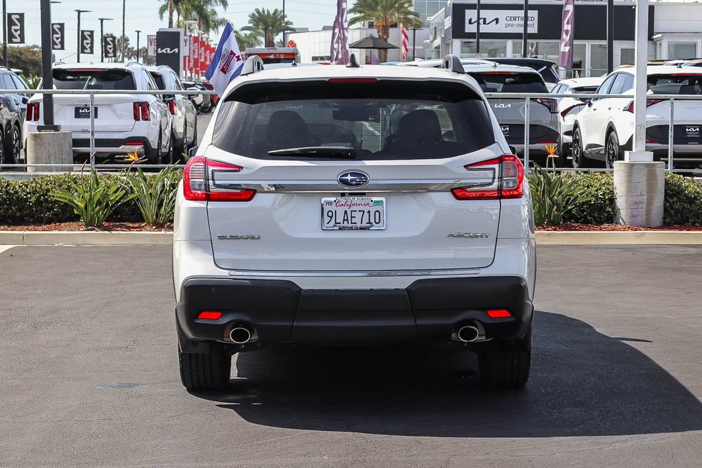 Used 2024 Subaru Ascent Touring AWD/4WD image 6
