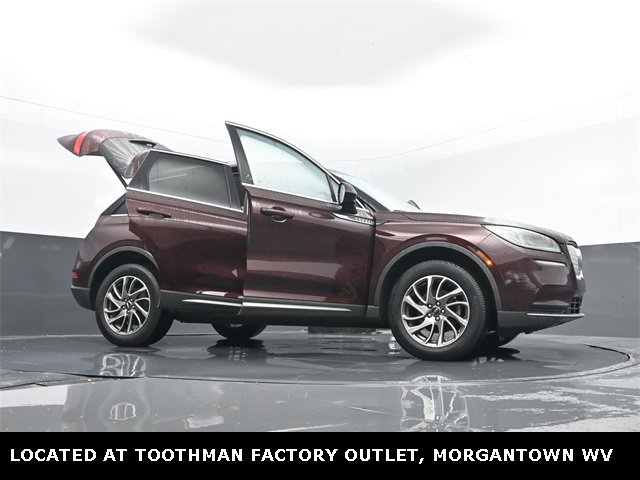 Used 2021 Lincoln Corsair AWD w/ Equipment Group 101A image 37