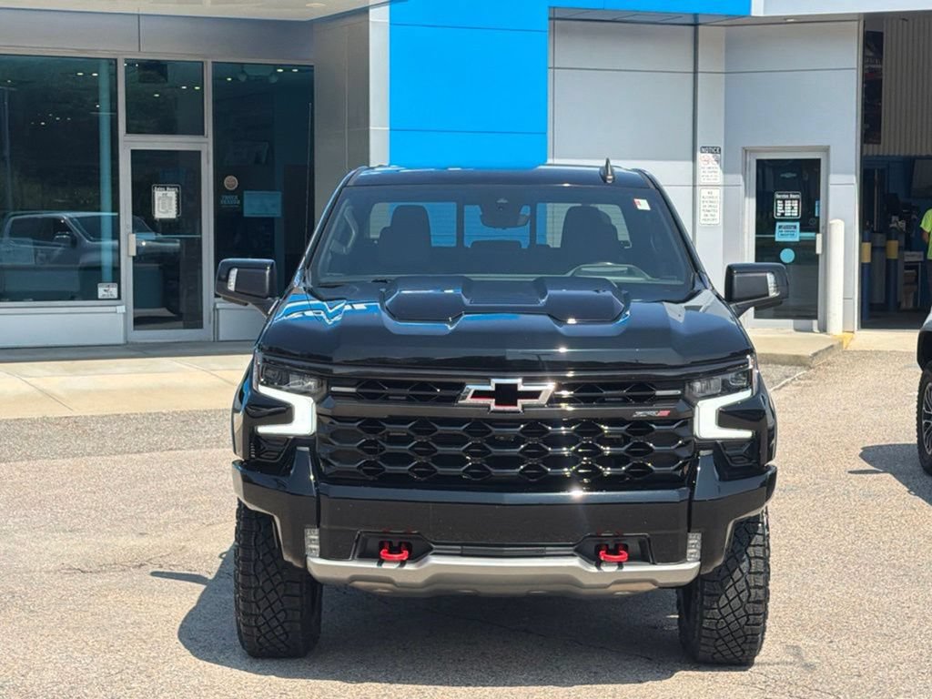 Certified 2022 Chevrolet Silverado 1500 ZR2 w/ Technology Package AWD/4WD image 10
