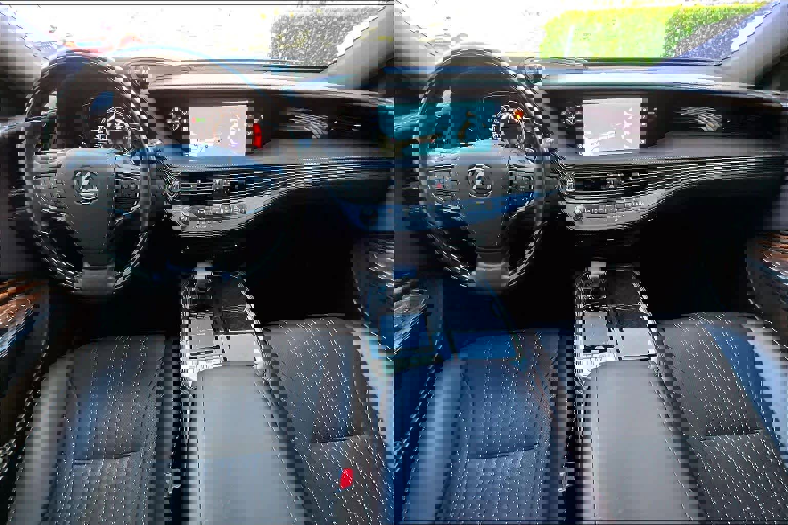 Used 2018 Lexus LS 500 AWD w/ Luxury Package image 16