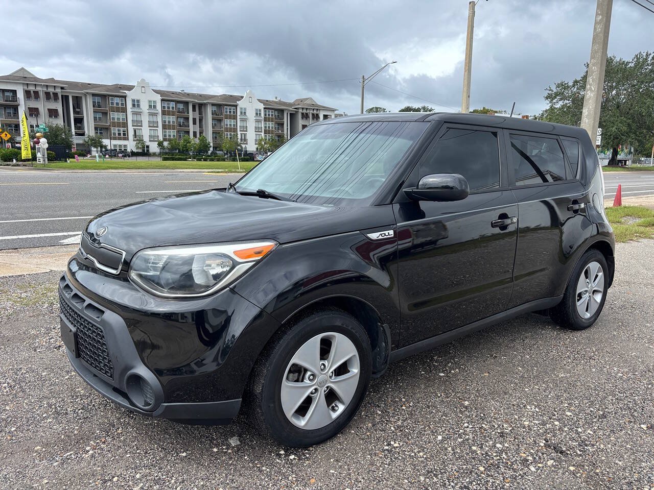 Used 2016 Kia Soul FWD image 2