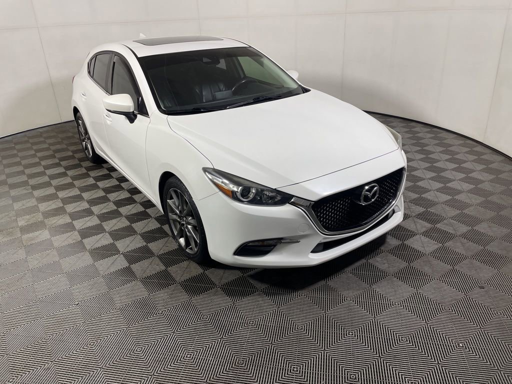 Used 2018 MAZDA MAZDA3 Touring image 1
