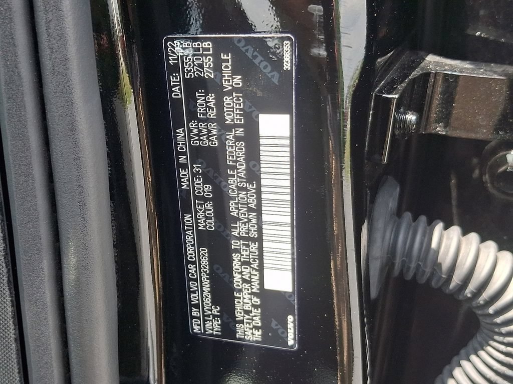 Used 2023 Volvo S90 B6 Plus AWD/4WD image 29