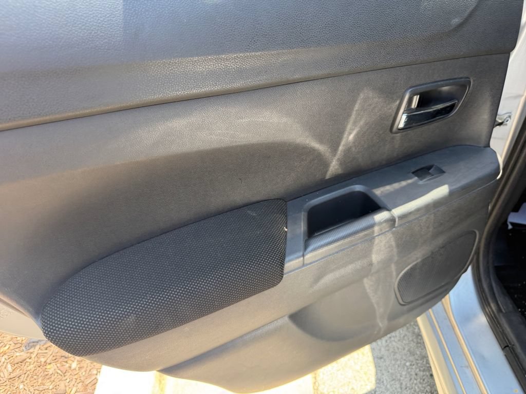 Used 2012 Mitsubishi Outlander Sport SE AWD/4WD image 32