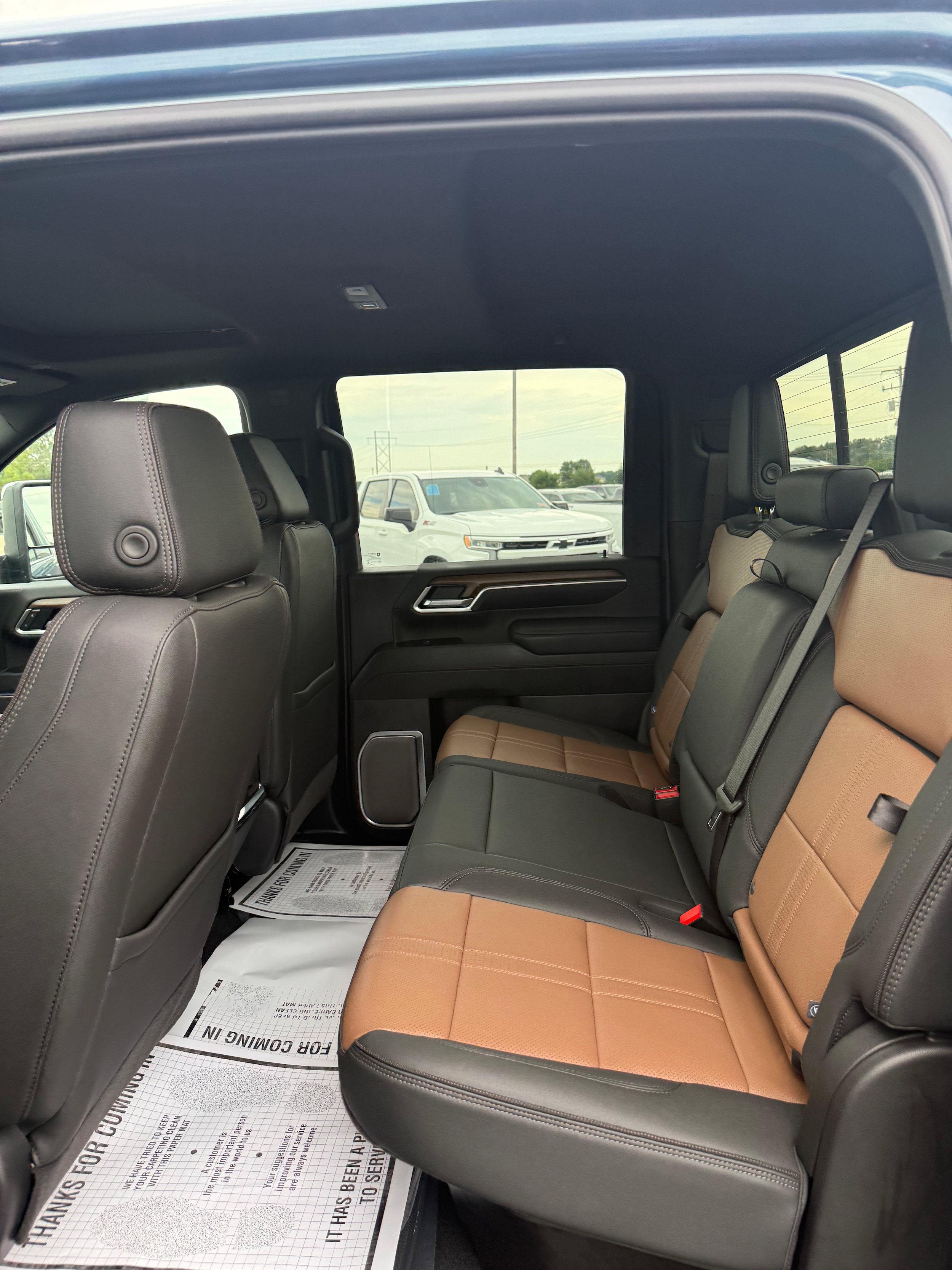 New 2026 Chevrolet Silverado 3500 High Country w/ High Country Premium Package AWD/4WD image 32