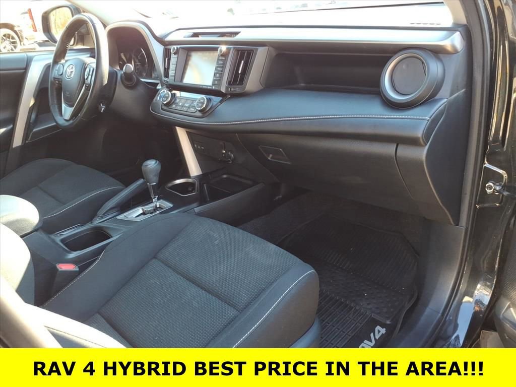 Used 2018 Toyota RAV4 XLE w/ Convenience Package image 10