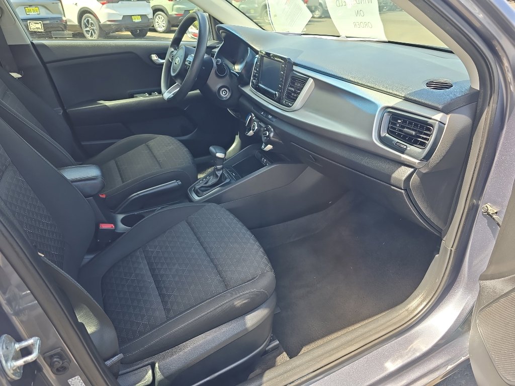 Used 2020 Kia Rio S FWD image 17