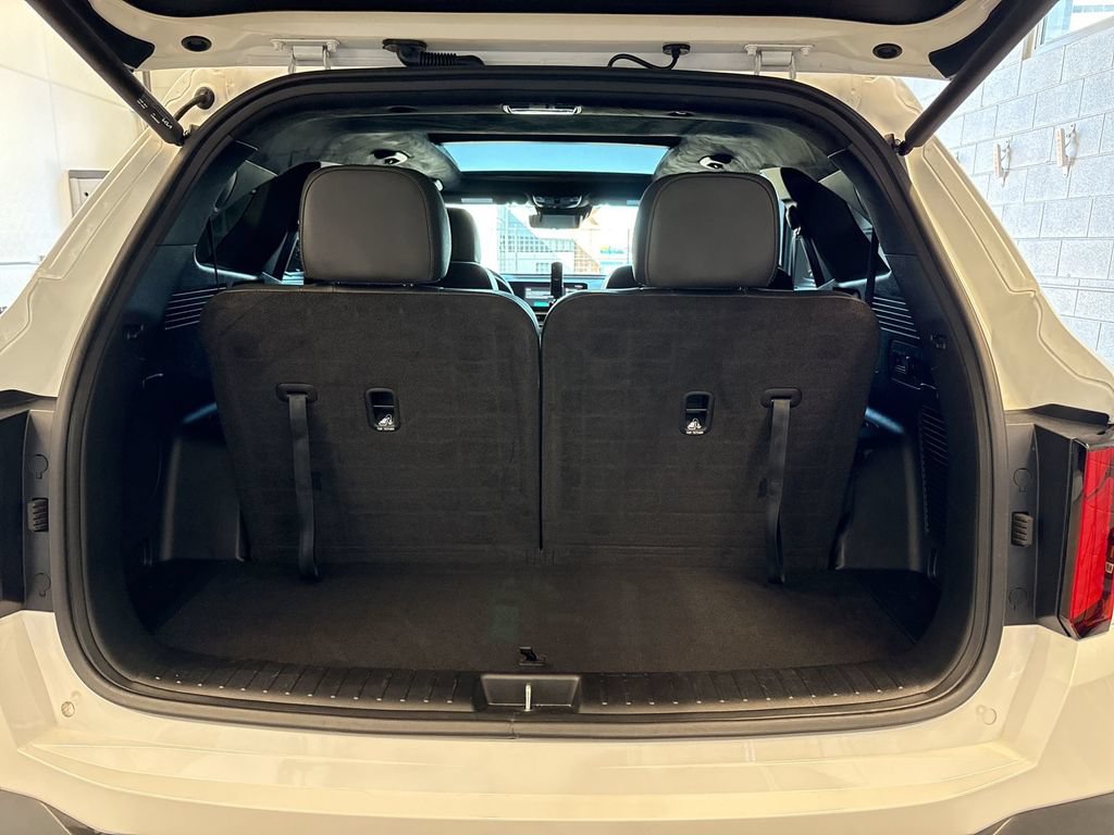 Certified 2024 Kia Sorento SX Prestige AWD/4WD image 21