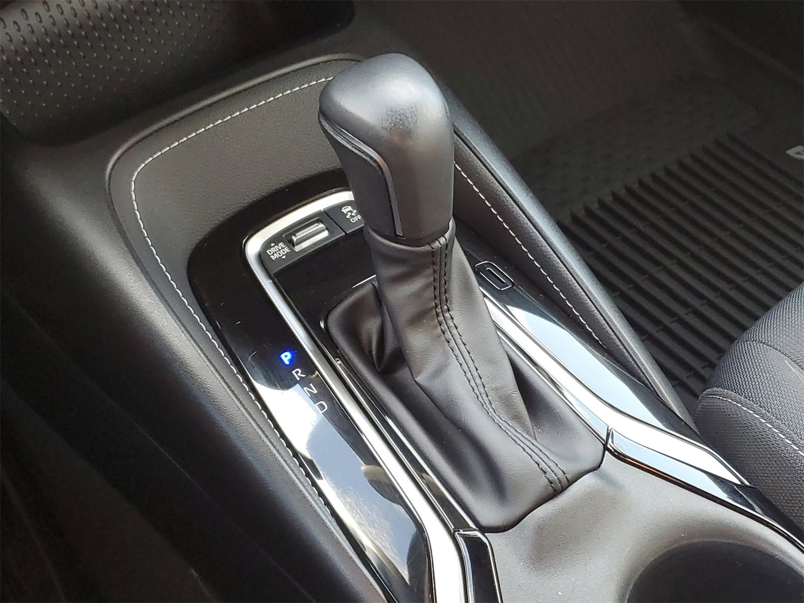 Used 2024 Toyota Corolla SE image 31