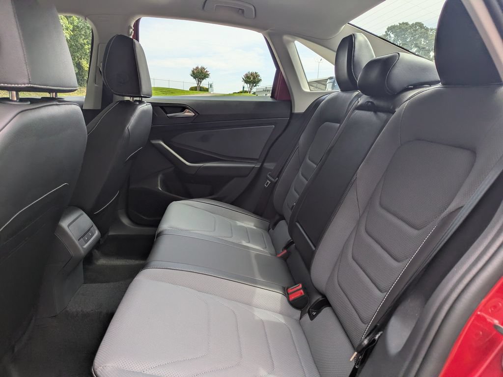 Certified 2026 Volkswagen Jetta SEL FWD image 13