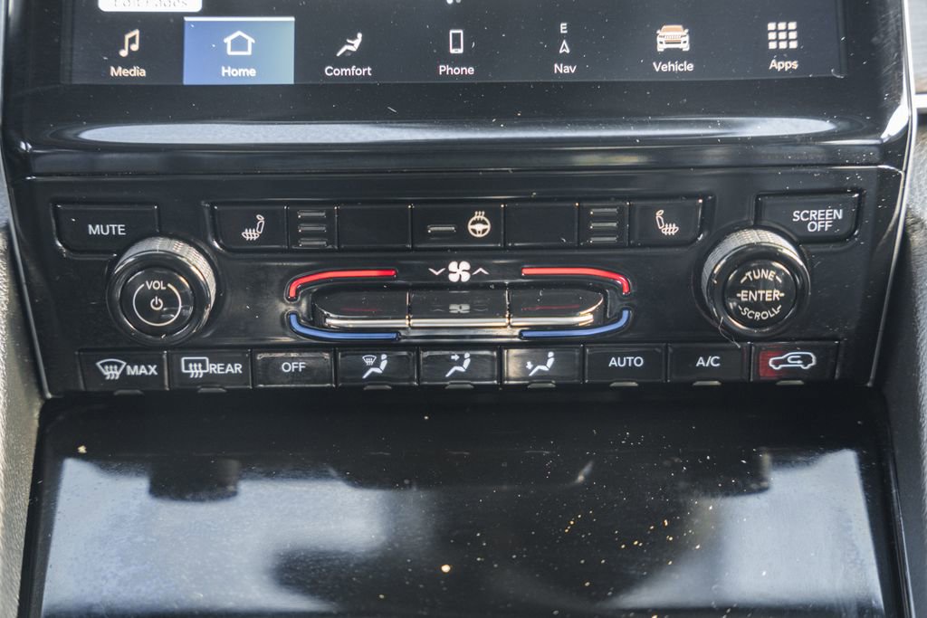 Used 2023 Jeep Grand Cherokee 4WD 4xe image 24