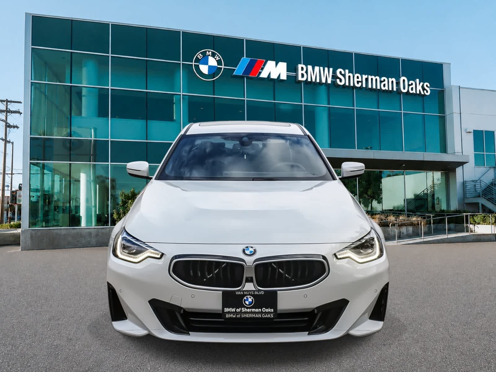 Used 2026 BMW 230i Coupe w/ Premium Package RWD image 2
