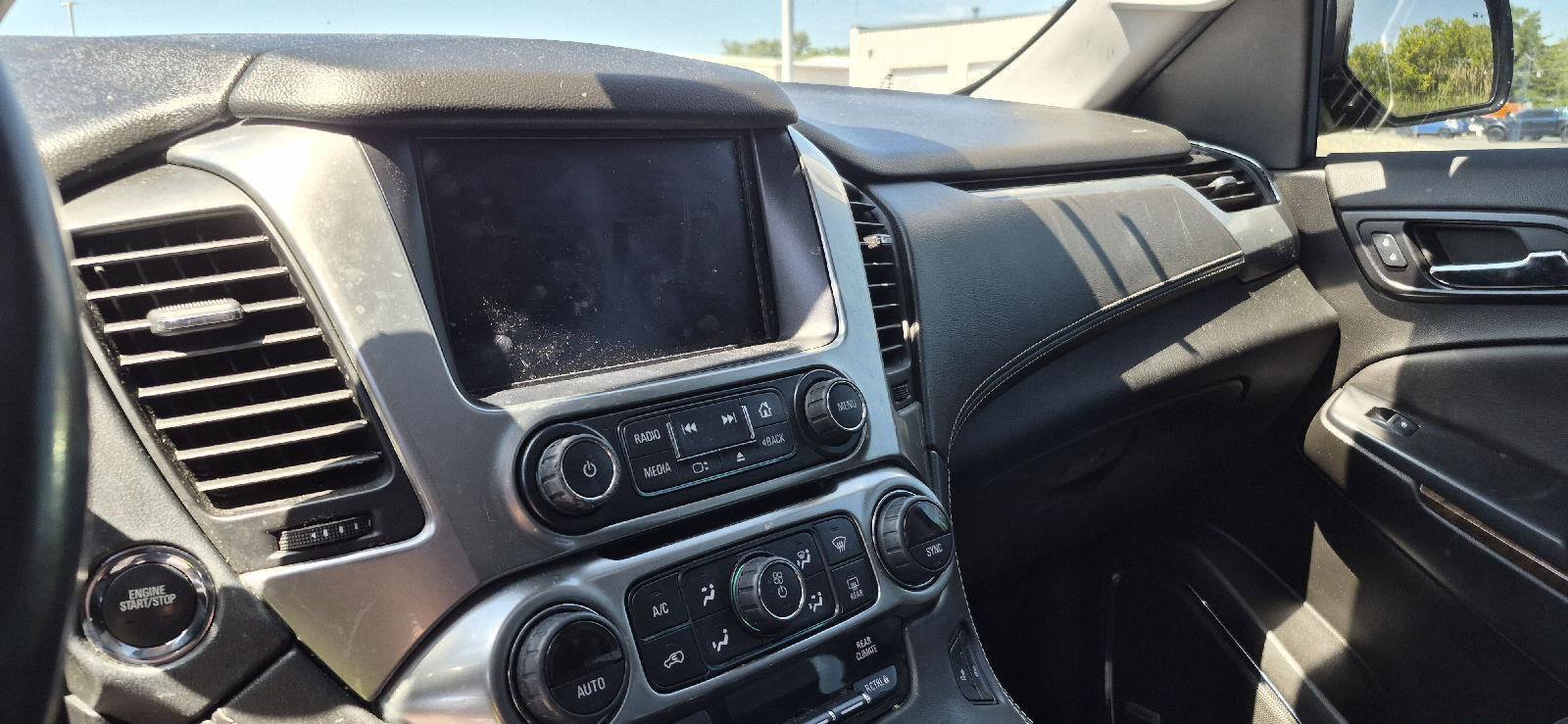 Used 2020 Chevrolet Suburban LT AWD/4WD image 10