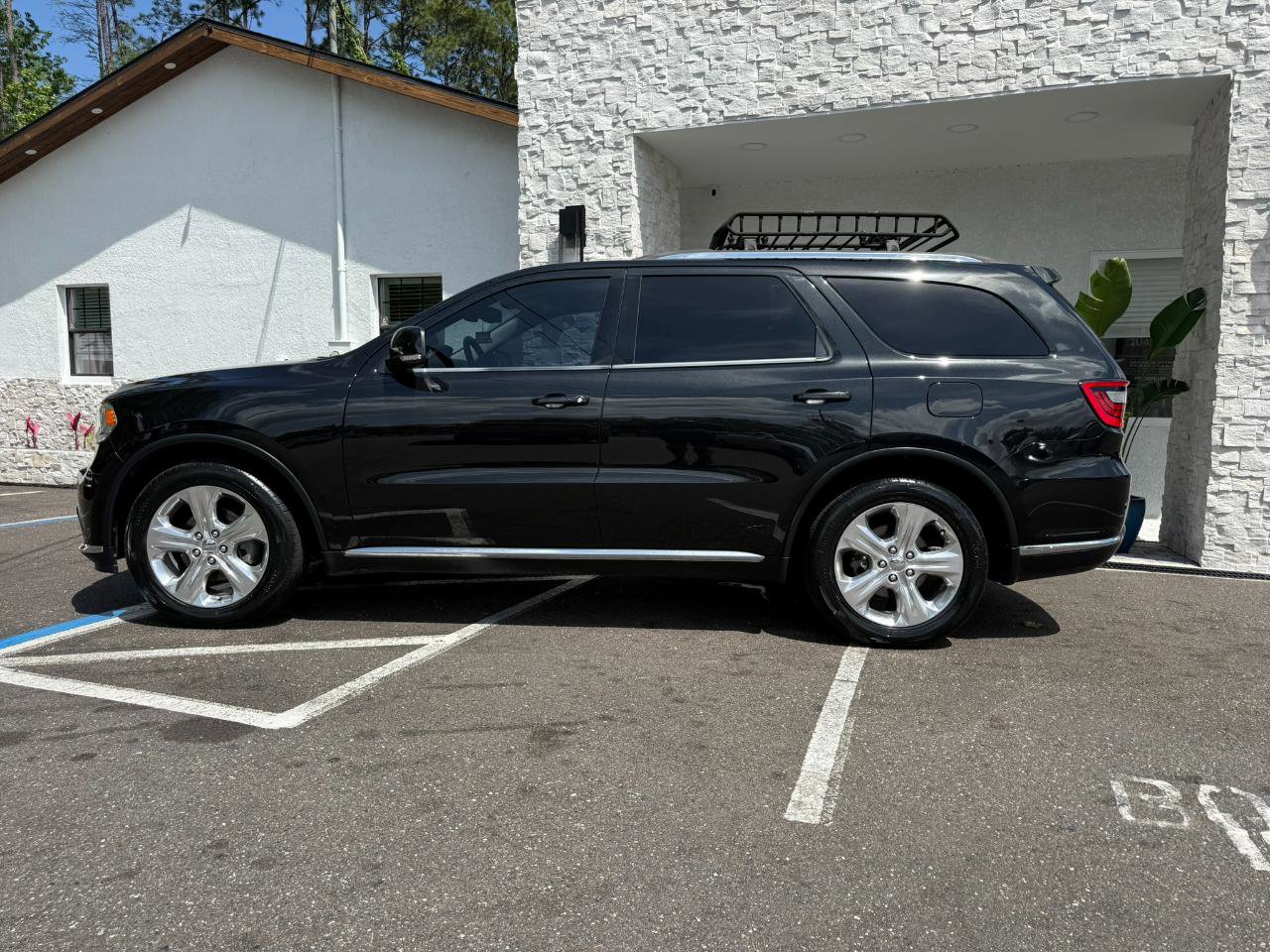 Used 2015 Dodge Durango Limited w/ Premium Group RWD image 2