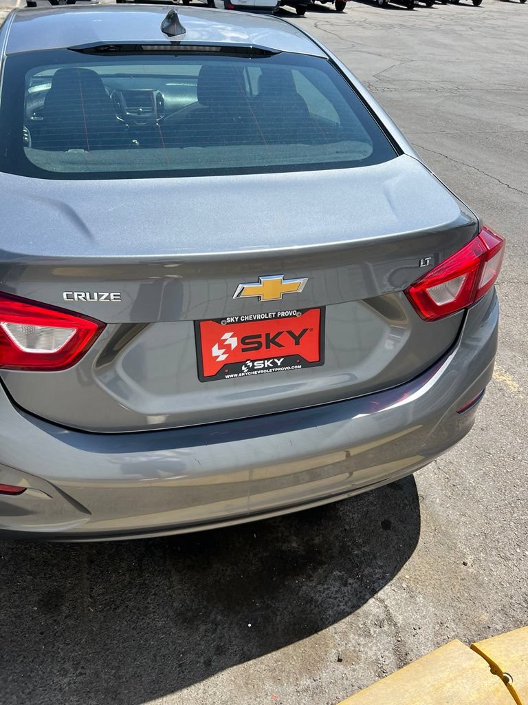Certified 2019 Chevrolet Cruze LT FWD image 8