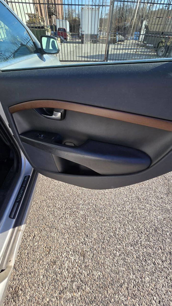 Used 2008 Volvo S80 3.2 image 13