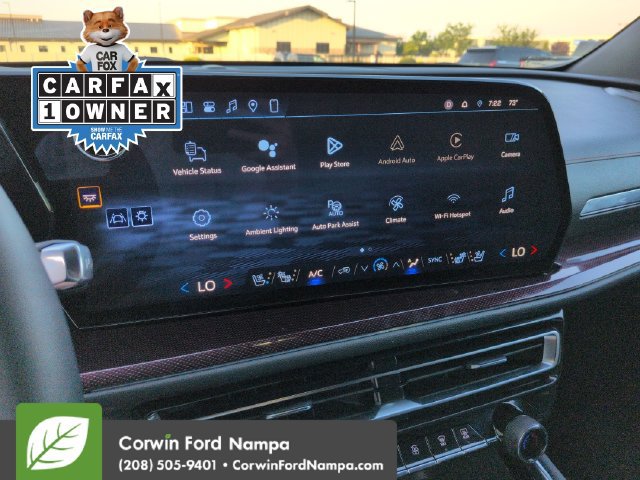 Used 2024 Chevrolet Traverse RS AWD/4WD image 16