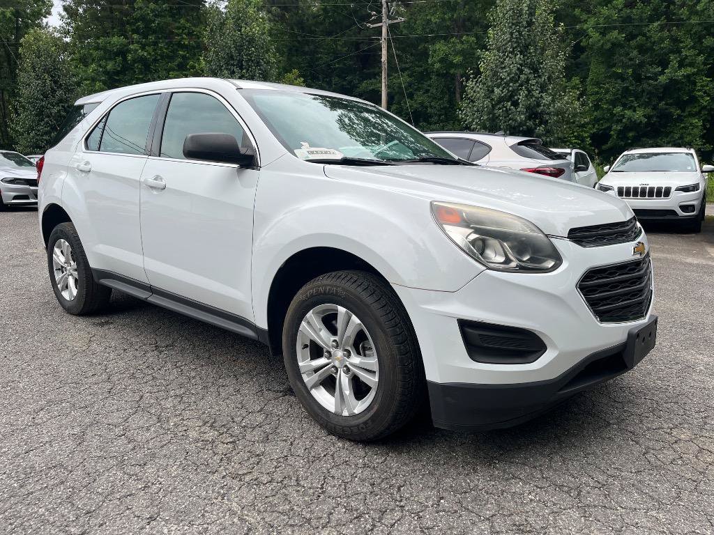 Used 2017 Chevrolet Equinox LS FWD image 11