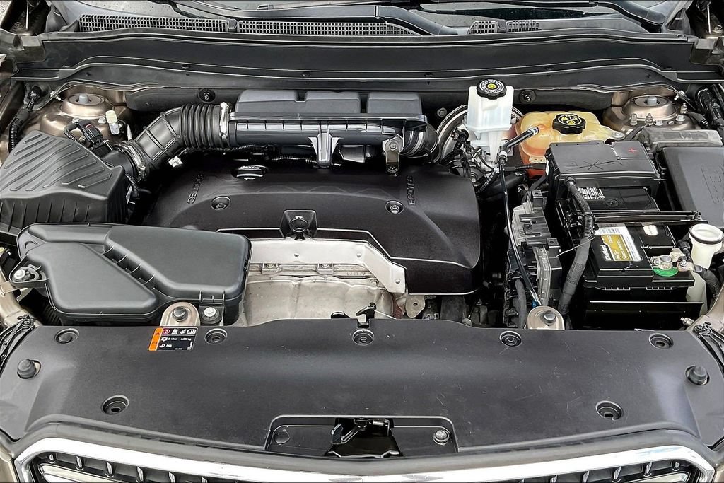 Used 2019 Buick Envision Essence FWD image 33