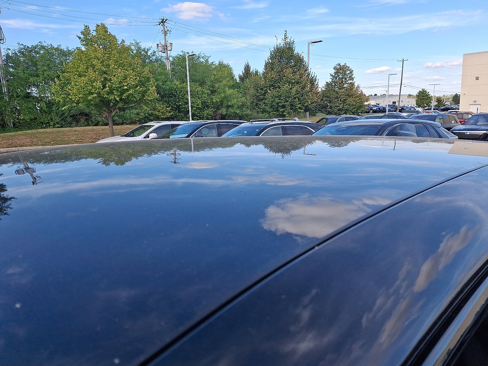 New 2026 Cadillac Lyriq Sport w/ LPO, Blue Accent Package image 16