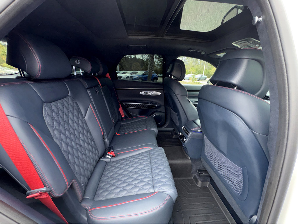 Used 2023 Genesis GV70 3.5T Sport w/ Sport Prestige Package image 13