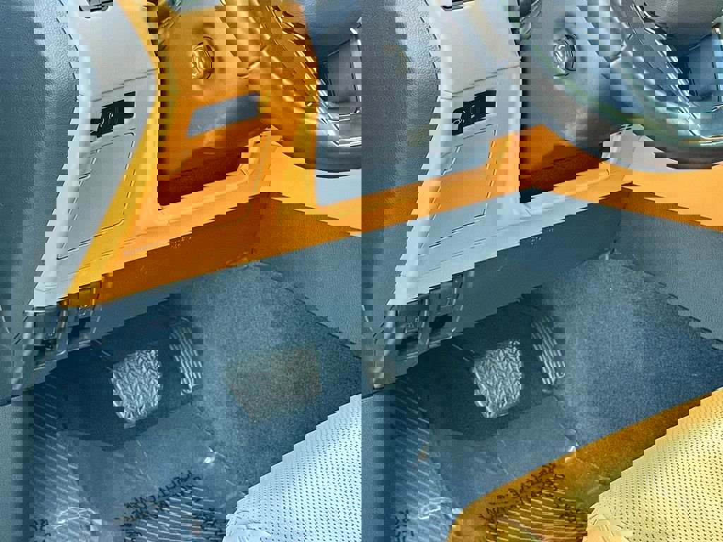 Used 2024 Lexus LX 600 4WD w/ Interior Upgrade Package image 17