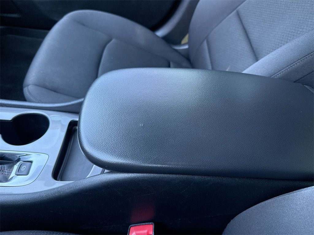 Used 2023 Chevrolet Malibu RS image 21