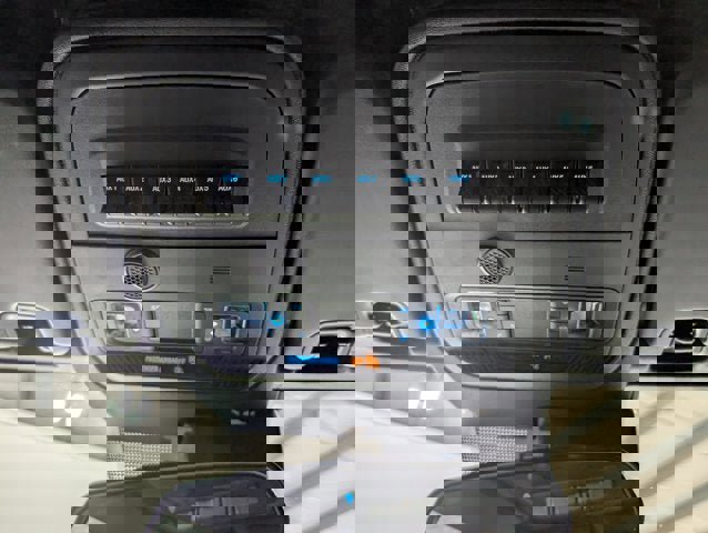 Used 2024 Ford Bronco Badlands image 25