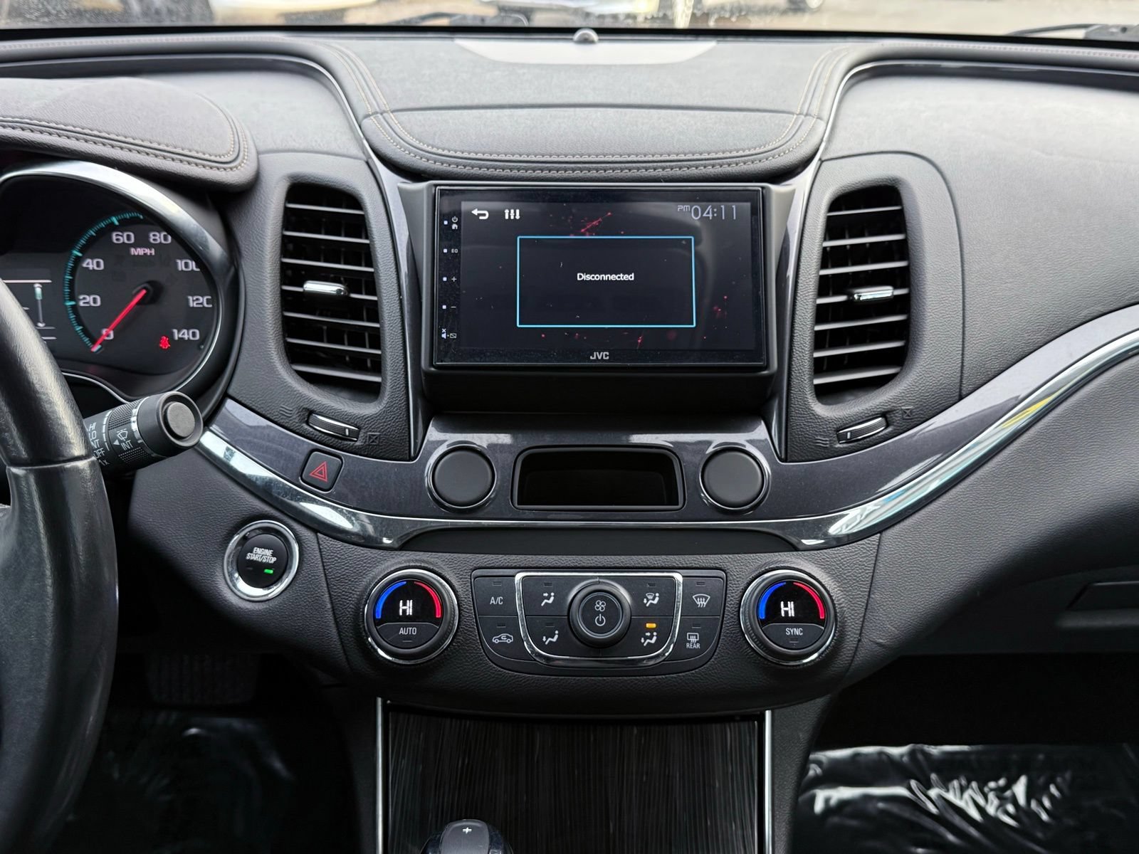 Used 2016 Chevrolet Impala LTZ FWD image 17