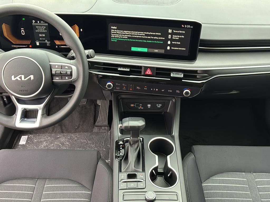 New 2026 Kia K5 LXS FWD image 32