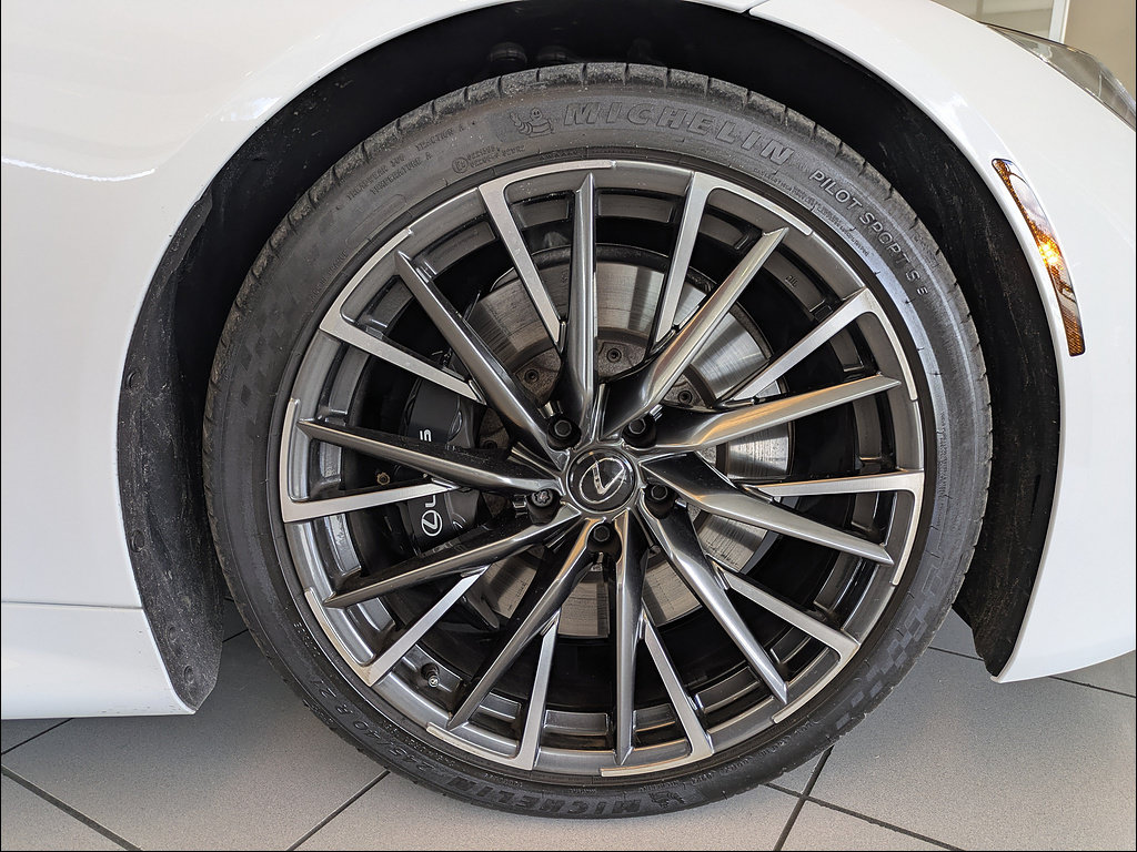 Used 2025 Lexus LC 500 Coupe w/ Dynamic Handling Package RWD image 11