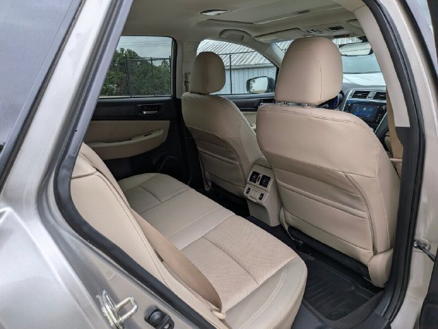 Used 2019 Subaru Outback 2.5i Limited AWD/4WD image 36