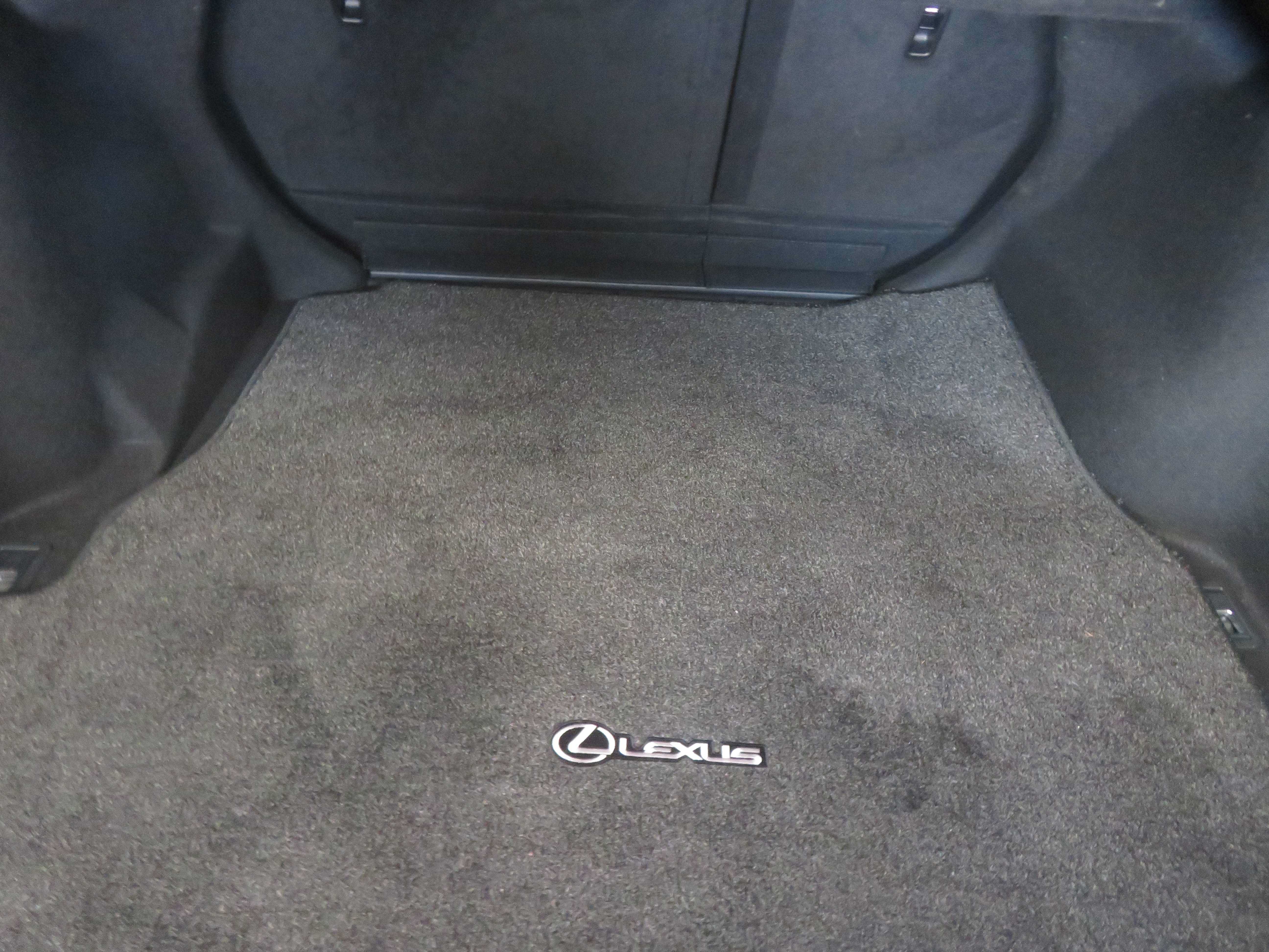 Used 2020 Lexus IS 300 F Sport w/ F Sport Package RWD image 59