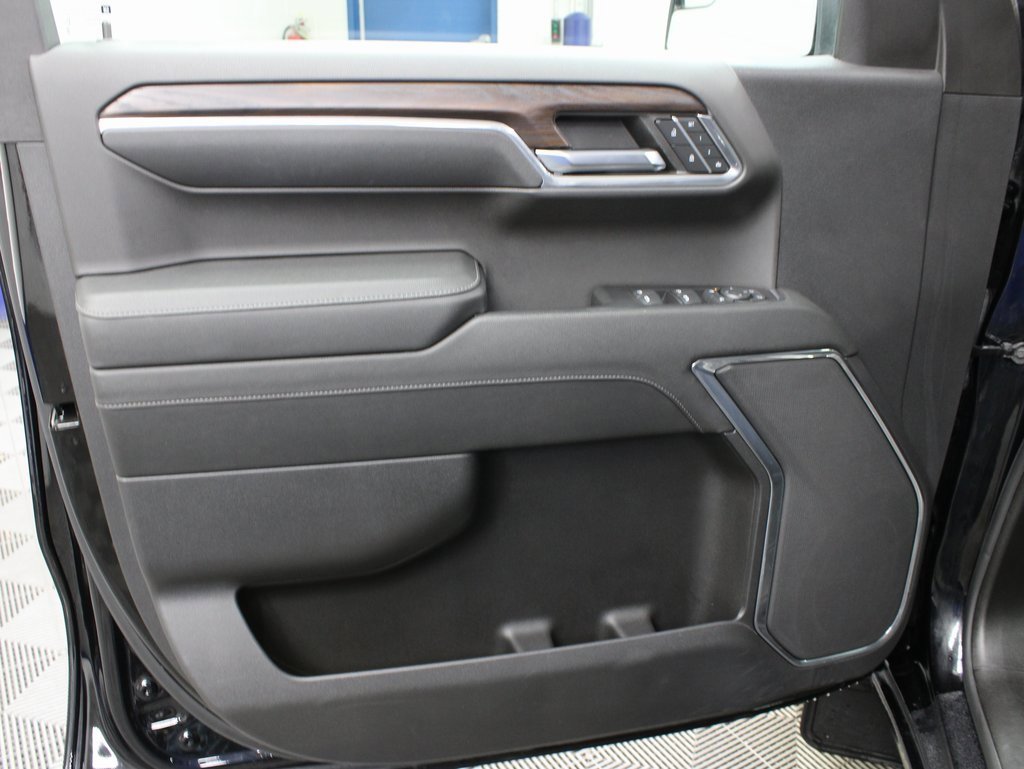 Used 2024 GMC Sierra 1500 SLT image 58