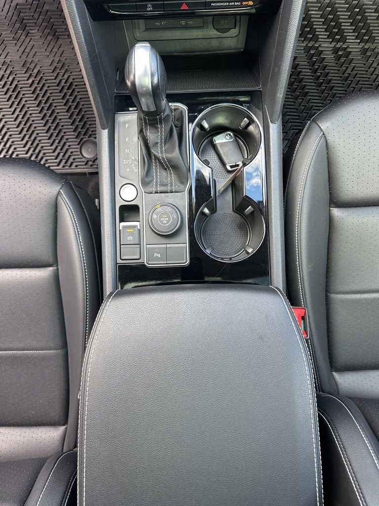 Used 2023 Volkswagen Atlas SEL AWD/4WD image 36
