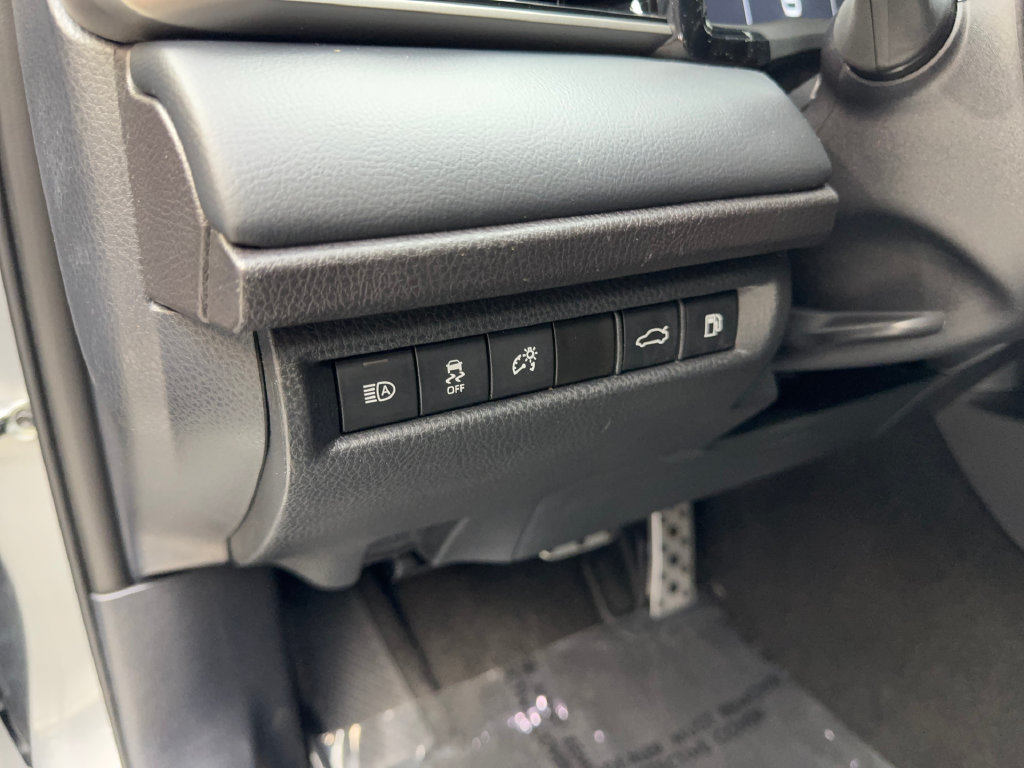 Used 2025 Toyota Camry XSE w/ Premium Package FWD image 57